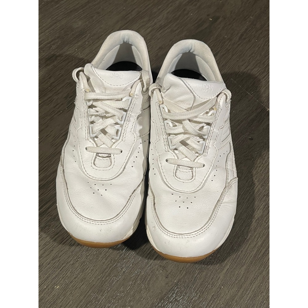 SAS Womens 7.5 WW White Walking Shoes Leather Lace Up Comfort Sneakers